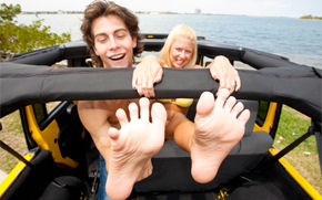 Riley Evans Footjob